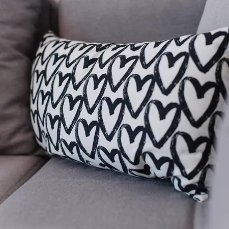 Millennium Bridge Cozy Location Апартаменти Подгориця